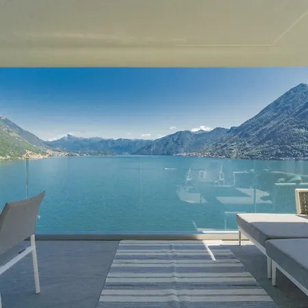Contemporary Luxe Architecture On Lake Como Lägenhet *