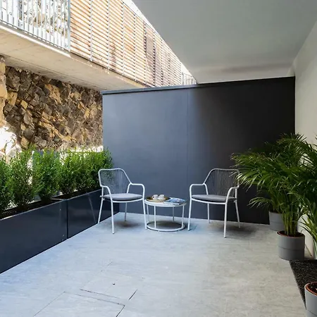 Contemporary Luxe Architecture On Lake Como *